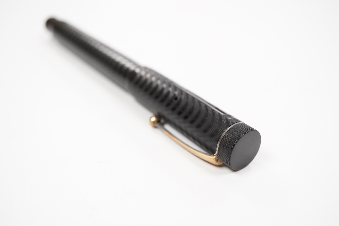 A Parker Lucky Curve Jacknife Safety fountain pen, No. 24.5 - correct No.4 Lucky curve nib